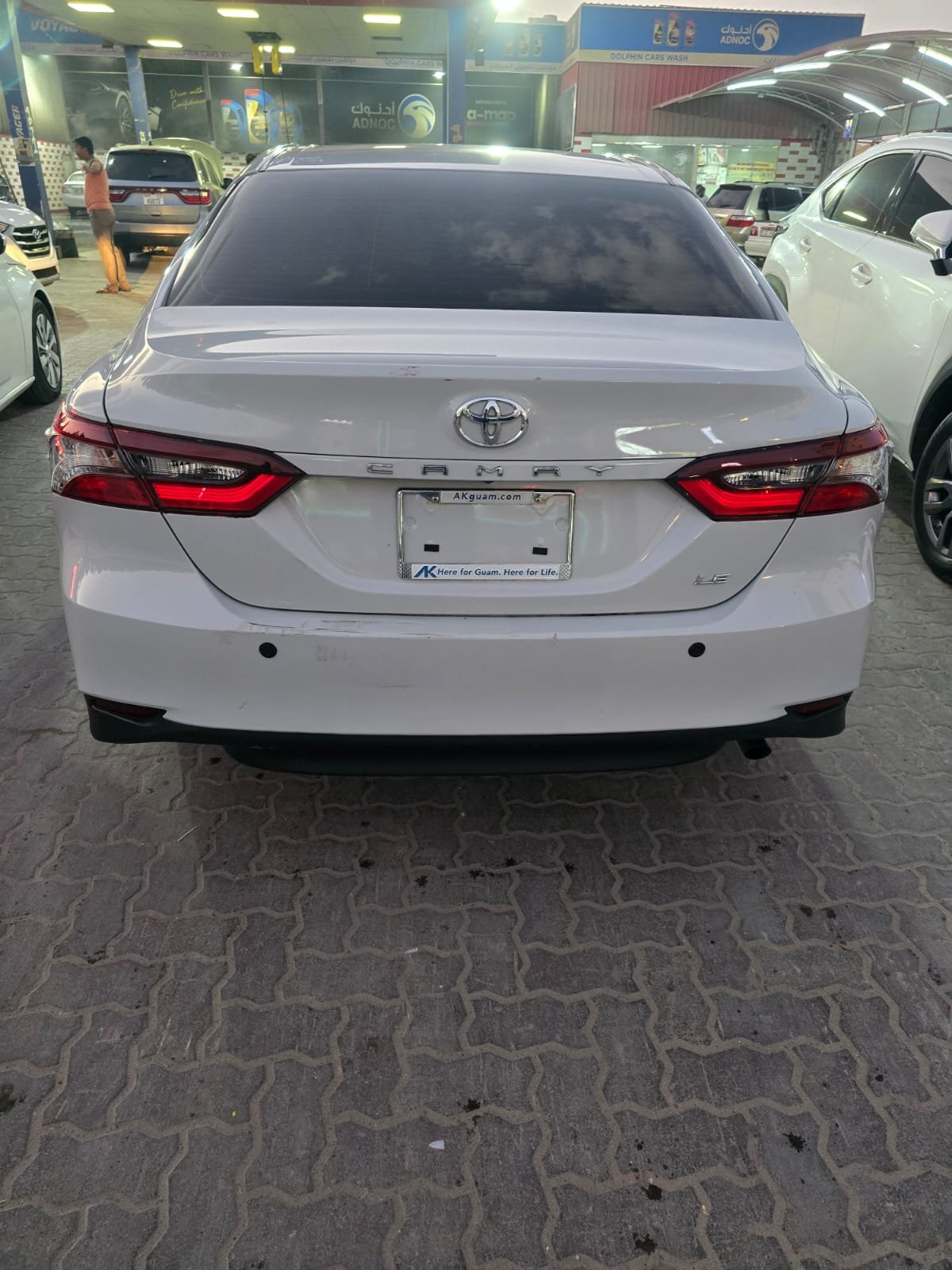 
								Toyota Camry LE full									