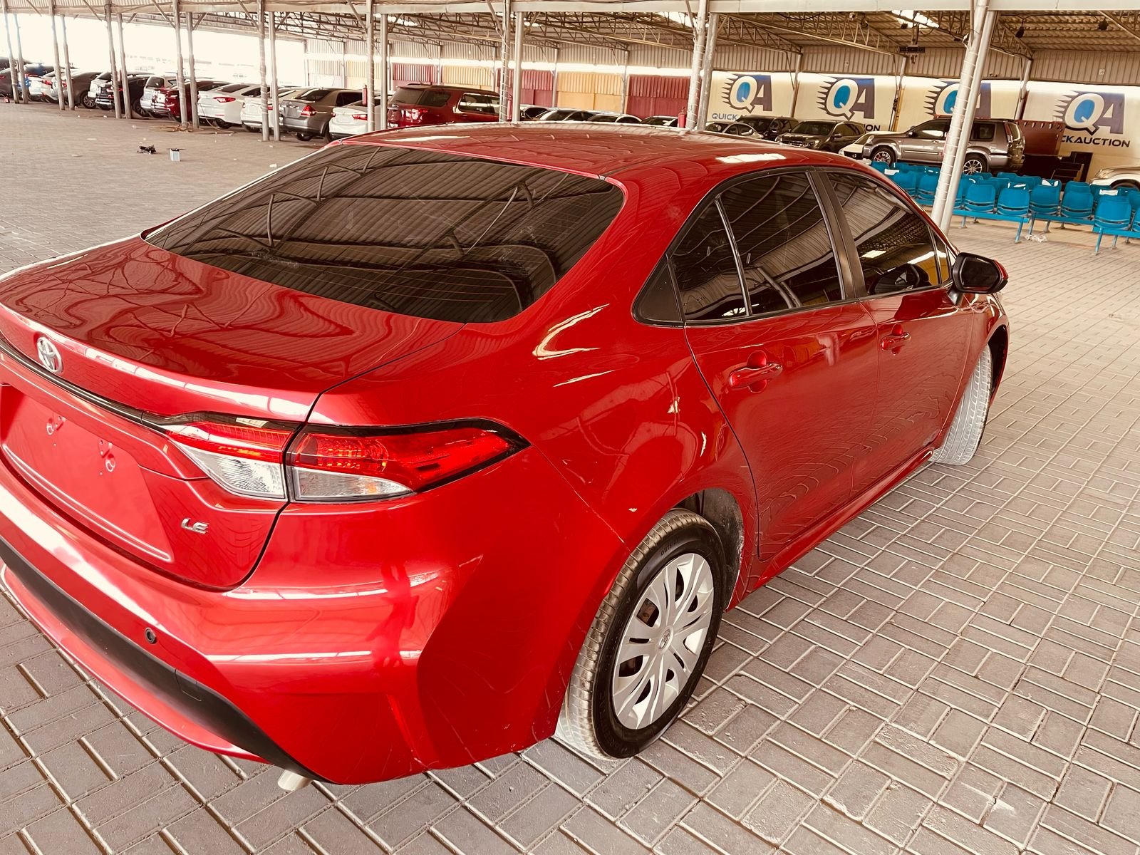 
								Toyota Corolla 2020 LE full									